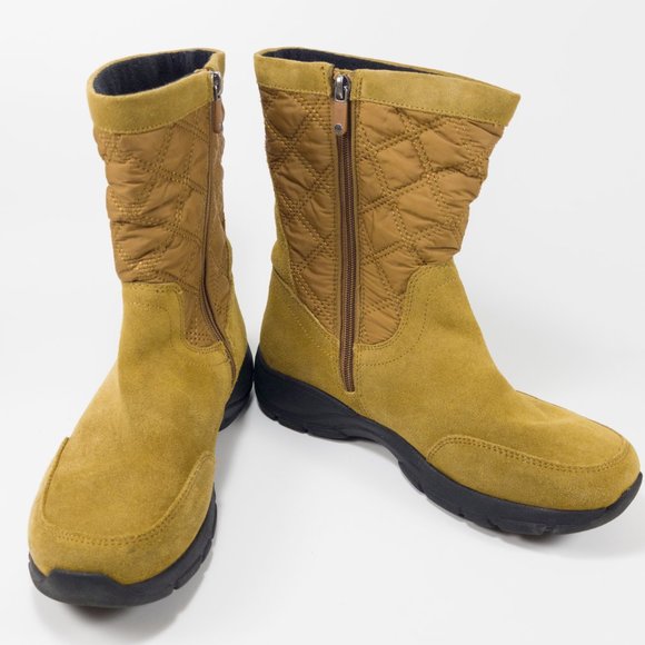 Women's All Weather Winter Snow Boot - Size 8